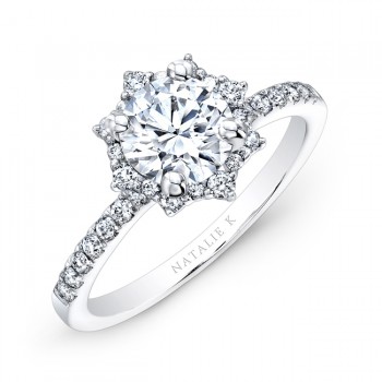18k White Gold Star Halo White Diamond Engagement Ring